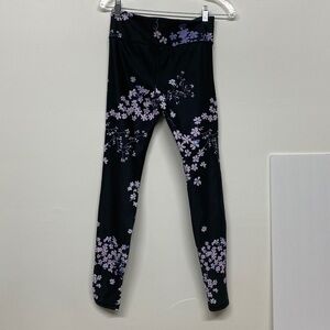 All Fenix Leggings